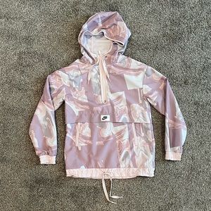Nike pink/white swirled print pullover hooded windbreaker